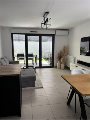 t3 à la vente -   13011  MARSEILLE, surface 61 m2 vente t3 - UBI477738632